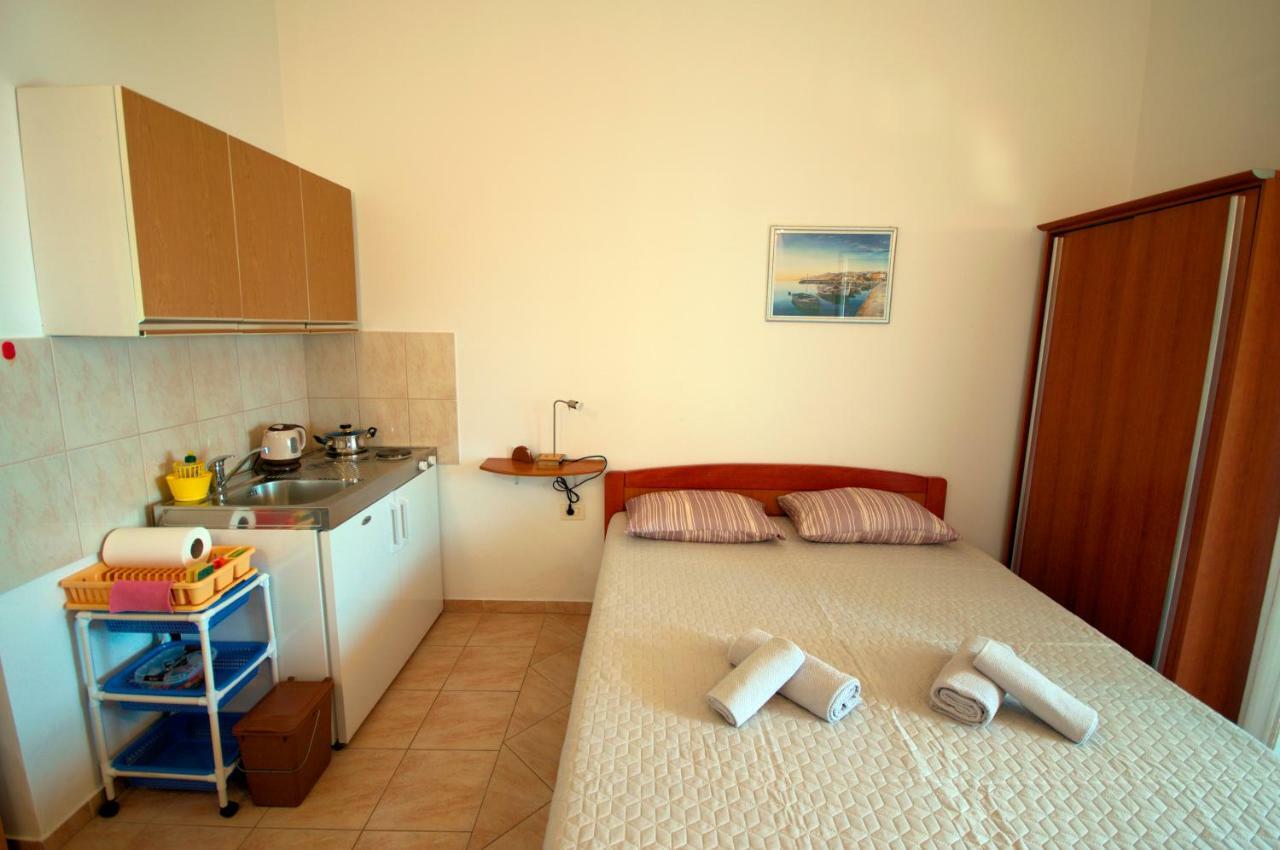 Studio Apartman Stara Baska Luaran gambar