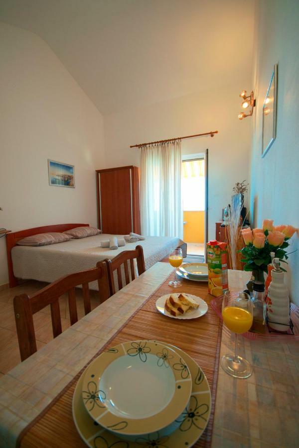 Studio Apartman Stara Baska Luaran gambar